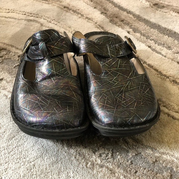 Alegría Clog Shoes - Picture 3 of 9